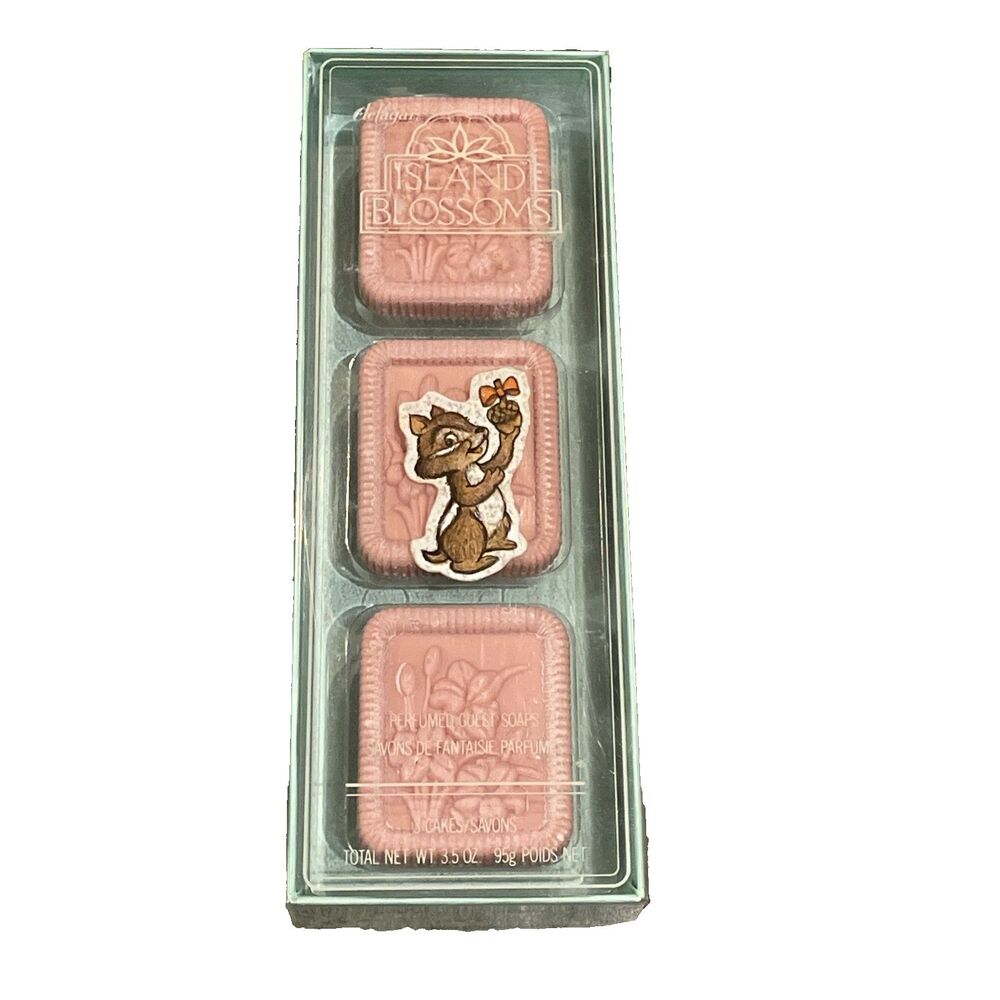 Vintage Delagar Island Blossoms Perfumed Guest Soaps Pink Chipmunk NOS 3.5oz